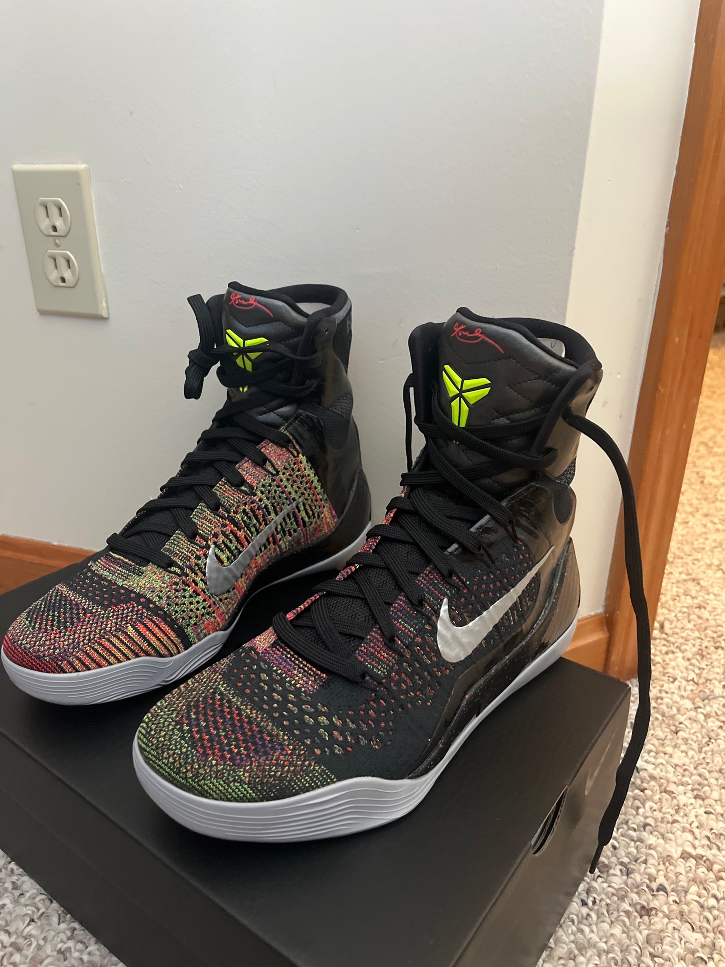 Kobe 9 Masterpiece size 8.5M